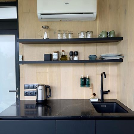 Basecamp Tiny House Eco-Resort Ijmuiden IJmuiden Kültér fotó