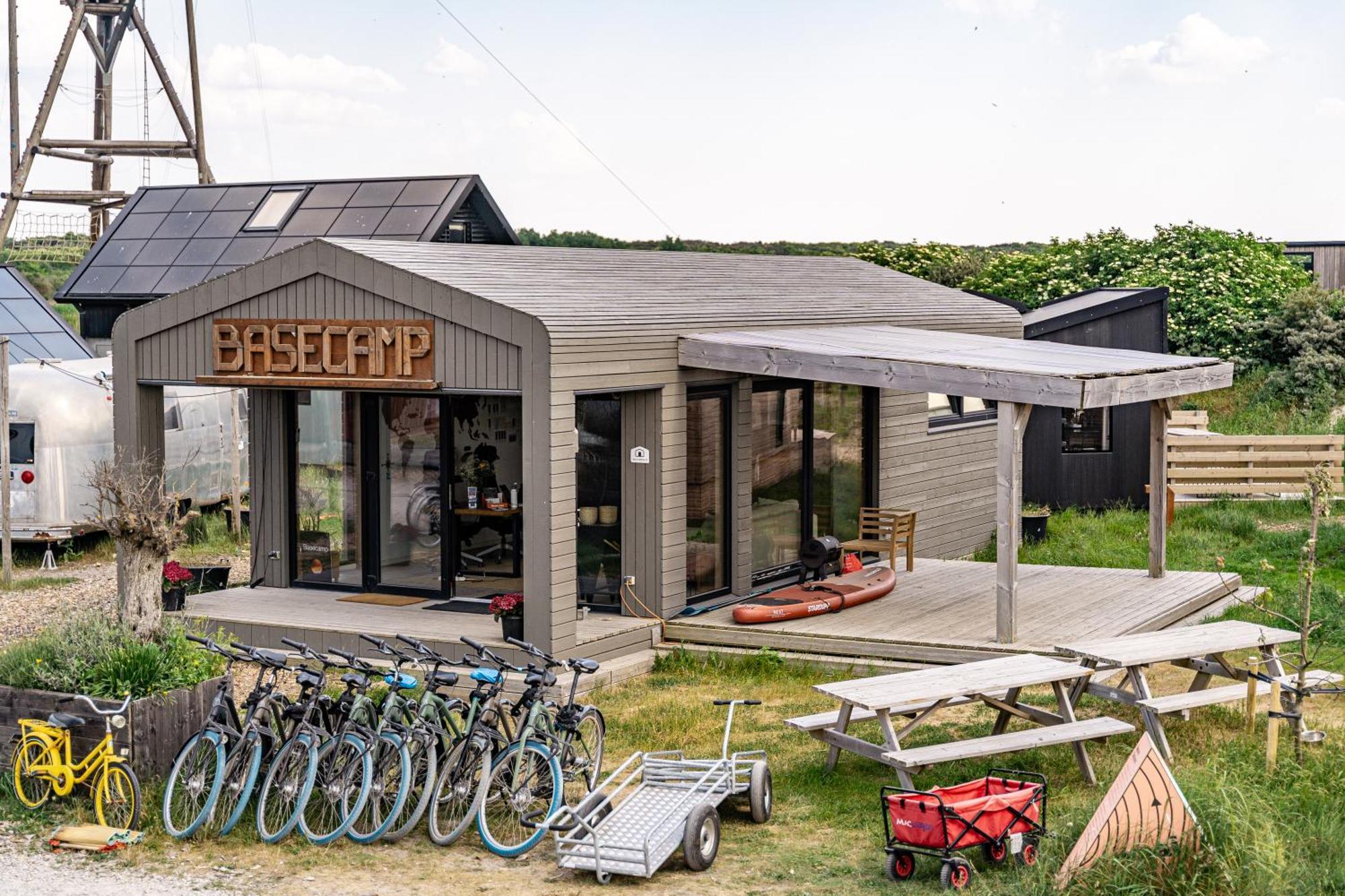 Basecamp Tiny House Eco-Resort Ijmuiden IJmuiden Kültér fotó